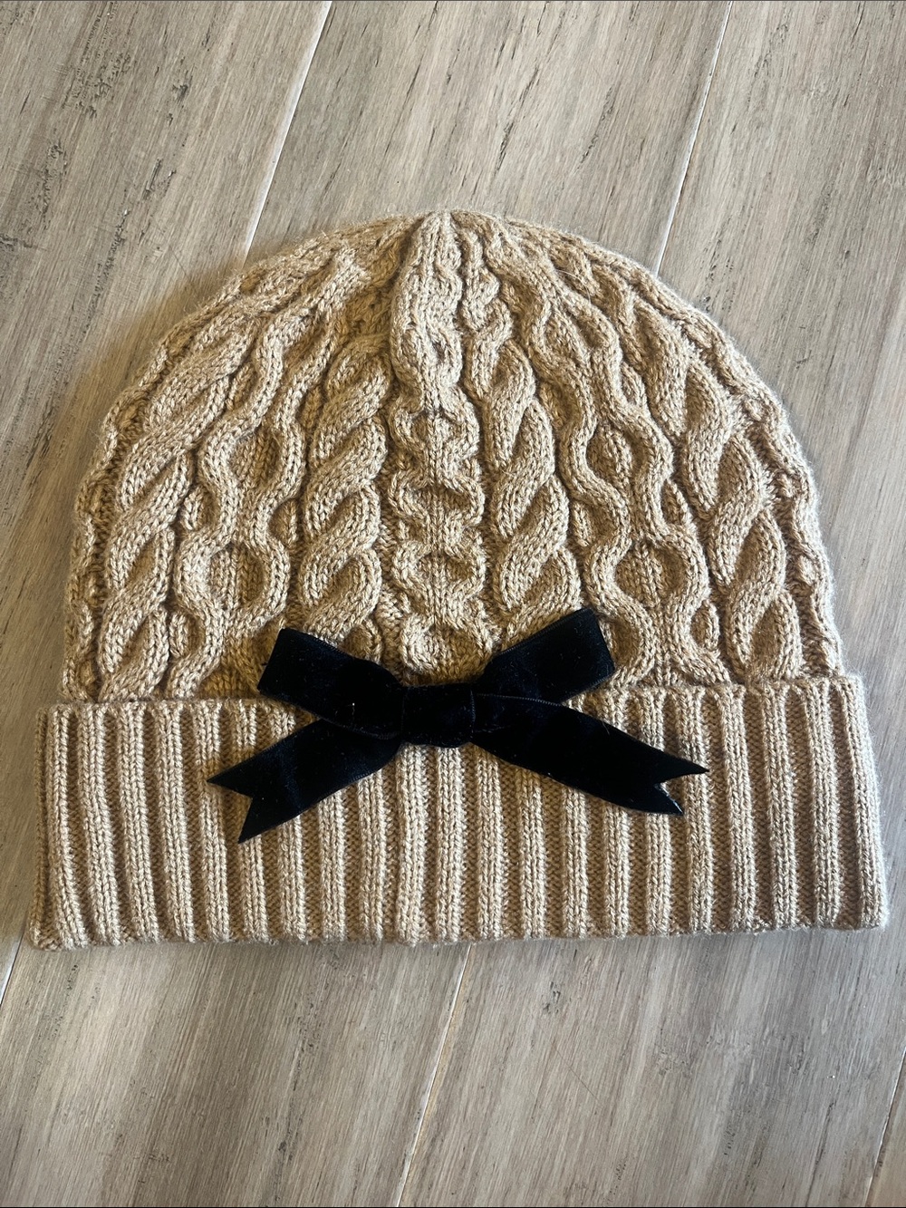 Kate Spade Velvet Bow Cable Knit Beanie Hat One Size